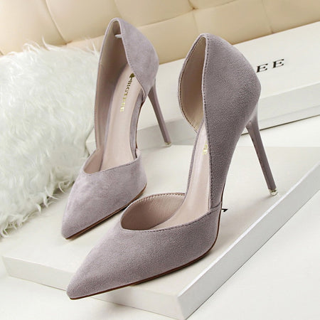 Metal Carved Thin Heel High Heels Pumps Women Shoes 2018 Sexy Pointed Toe Ladies Shoes Fashion Candy Colors Wedding Shoes Woman